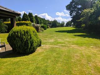 Laurel - pet-friendly cottage with indoor pool, hot tub & panoramic Snowdonia views - 8