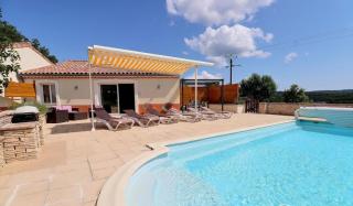 Gîte myosotis Piscine Privée 4 Chambres - 8