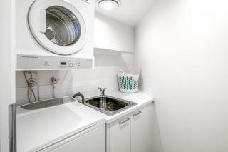 Sierra Grand Broadbeach - Self Contained & Privately Managed Apartments - Gold Coast - 8
