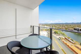 Sierra Grand Broadbeach - Self Contained & Privately Managed Apartments - Gold Coast - 6