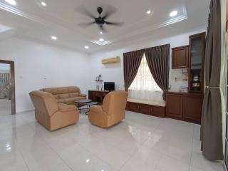 D96 Homestay Tangkak 钻石民宿 - 4