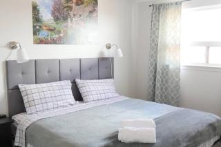 Richview Gardens Suite, 3-bdr - 5