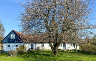 5 Bedroom Awesome Home In Simrishamn - 0