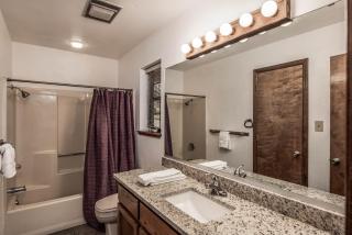Christi and Dons Nuthouse - Ruidoso - 7