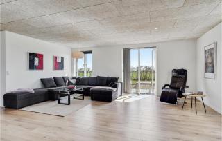 3 Bedroom Beautiful Home In Tim - Tim - 7