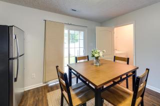 Havelock Home Private Yard, 2 Mi to Cherry Point! - Havelock - 2