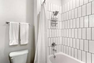 Luxury Apt in West Midtown - Atlanta - 8
