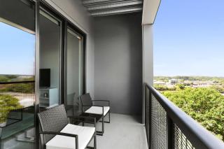 Luxury Apt in West Midtown - Atlanta - 5