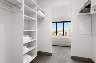 Luxury Apt in West Midtown - Atlanta - 2