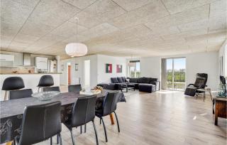 3 Bedroom Beautiful Home In Tim - 7