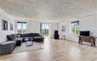 3 Bedroom Beautiful Home In Tim - Tim - 5