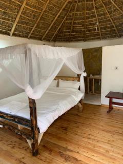 Hillstone Safari Lodge - Kimana - 3
