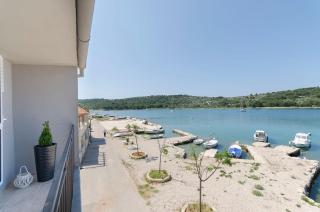 Apartment Paradise - Kaprije - 0
