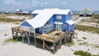 Mack & DD's - Dauphin Island - 5