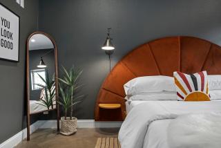 Container Haus, Hot Tub, Cowboy Pool, Pet Friendly! - 7