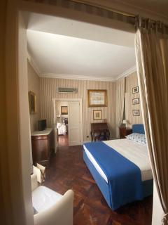 Royal Apartment in San Domenico Maggiore - Nápoles - 2