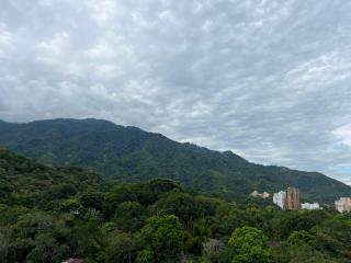 HERMOSO APTO CON VISTA a LAS MONTAÑAS DEL QUINDÍO CERCA de TODO - Armenia - 3