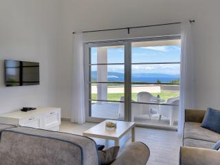 Luxurious Holiday Home with Pool in Kavran - Kavran - 6