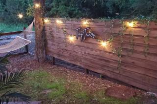 The Tiny 'Tainer - Tiny Container Home w. Hot Tub! - Weatherford - 2