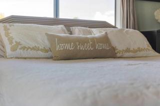 Relax at Kapakai Cottage 2-Bedroom Comfort with Full Kitchen & WD - Kailua - 2