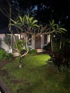 Rumah Kelapa Senang - Karangasem - 5