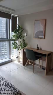 1BR executive unit in Uptown Parksuites BGC - Manilla - 3