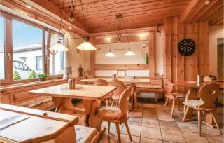 Stunning Home In St Michael Im Lungau - 3