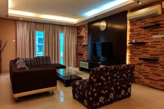 KLCC Luxurious 2 Floors Homestay 5BR for 15pax - Kuala Lumpur - 8
