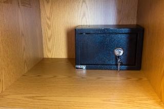 Super 2 Bedroom Sea Front (City View) - 2