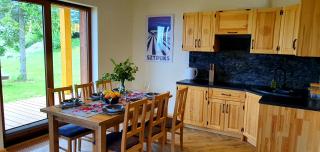 Apartamenty na Soszowie, Wisła - widokowe miejsce z Balią & Prywatną Sauną, obok stoku narciarskiego i Bike Parku, dla max 16 osób - Wisła - 9