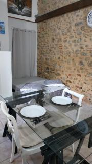 Studio à Le Boulou centre ville- pour 2 - petit prix- Juillet-aout réservation d'1 semaine minimum-check in 17-19h - Le Boulou - 8