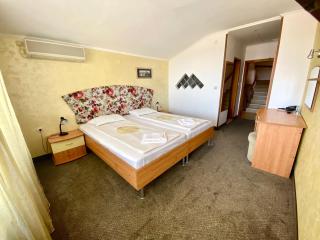 Family Hotel The Golden fish - Sozopol - 2