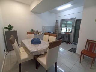 Aisya Homestay Bajet Karak Setia - Karak - 3
