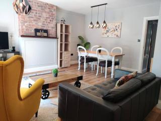 Lovely house in great location - 9