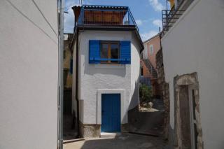 Old Town Stone House - 9