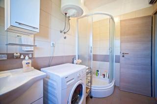 Apartman Marin-Dalmatian way of vacation - Gornje Selo - 4