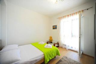 Apartman Marin-Dalmatian way of vacation - Gornje Selo - 2