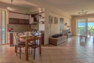 Artsy&charming 70 m2 flat- 300 mtrs from the beach - Kalamata - 0