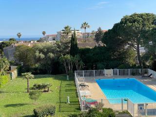 Grand Studio proche mer avec piscine. - Antibes - 3