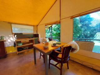 Glamping with private bathroom and spacious garden - Roussines - 7