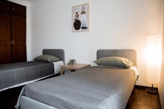 Cozy Room in Cascais City with Full Kitchen 5 minutes from the beach - 4