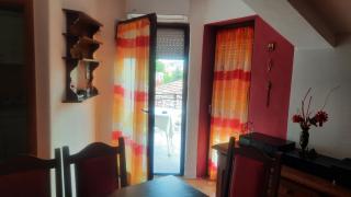 Stan za iznajmuvanje so parking,blisku do centar. - 9