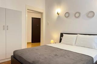 Pame Rentals - Ideal For 4 in Pagrati - Atene - 0