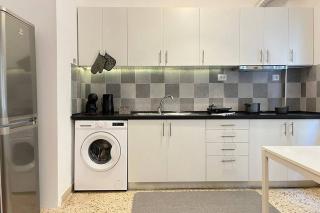 Pame Rentals - Ideal For 4 in Pagrati - Atene - 5