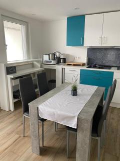 Ferienwohnungen Lamisto am Waldesrand - Neckartenzlingen - 4