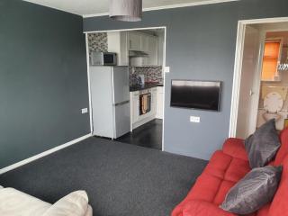 Hemsby Hideaway - 2