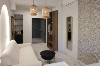 Uphill Unique Boutique Suites - Città di Skiathos - 4