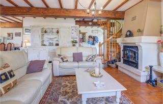 4 Bedroom Lovely Home In Douzillac - Douzillac - 7