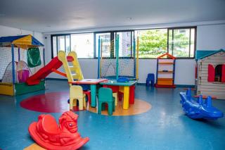 joia da enseada, com serviços de praia, de frente para o mar, 3 quartos, TV smart, piscina, academia, salão jogos, brinquedoteca, estacionamento - Guarujá - 3