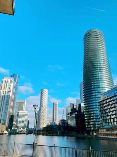 Bright &Spacious One Bedroom Flat off Canary Wharf - London - 5
